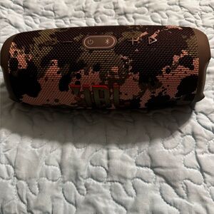 JBL Camouflage Bluetooth Speaker